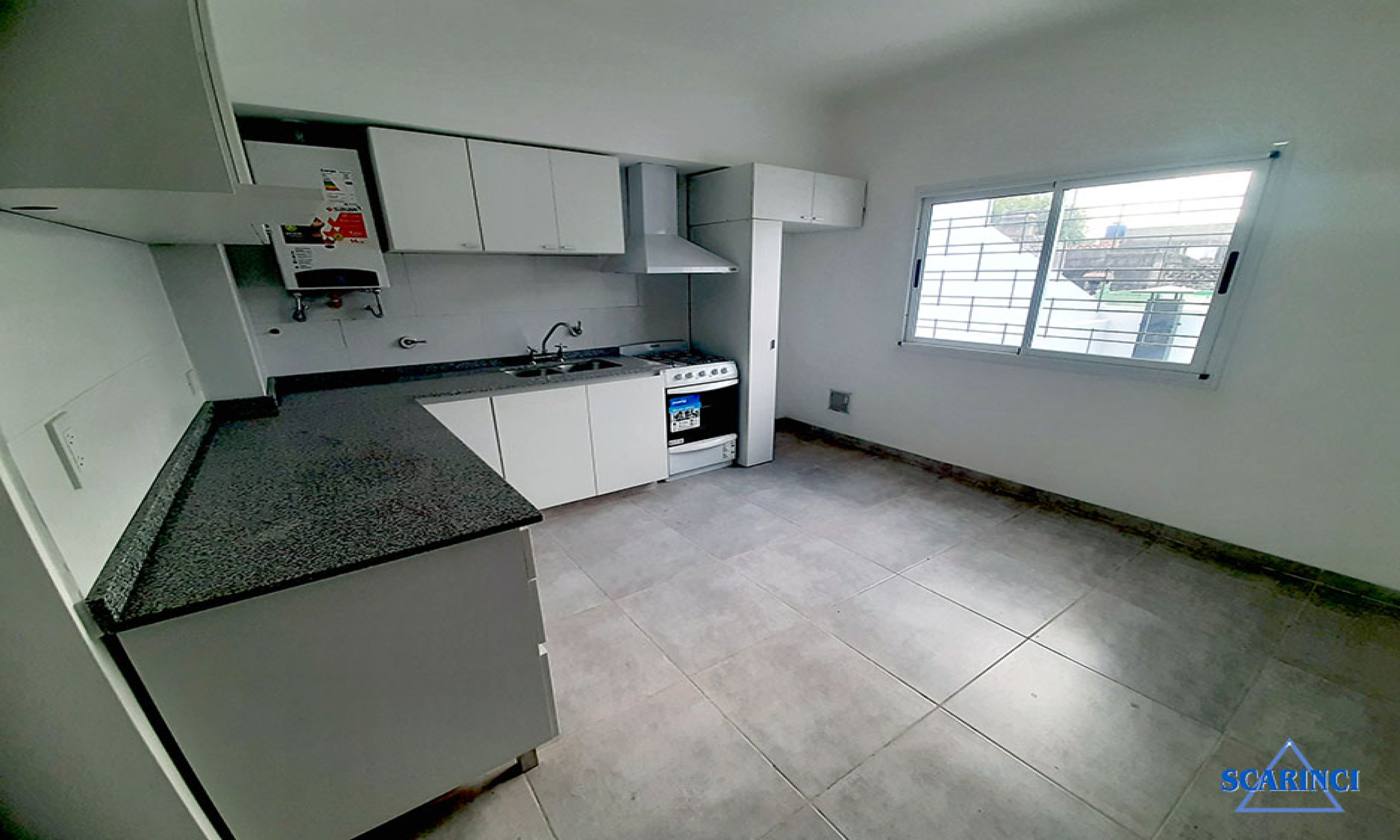 Carlos Berg 4700, Villa Lynch, San Martin, Provincia de Buenos Aires, Argentina, 3 Habitaciones Habitaciones, 2 Habitaciones Habitaciones,1 BañoBathrooms,PH,Venta,Carlos Berg,1998