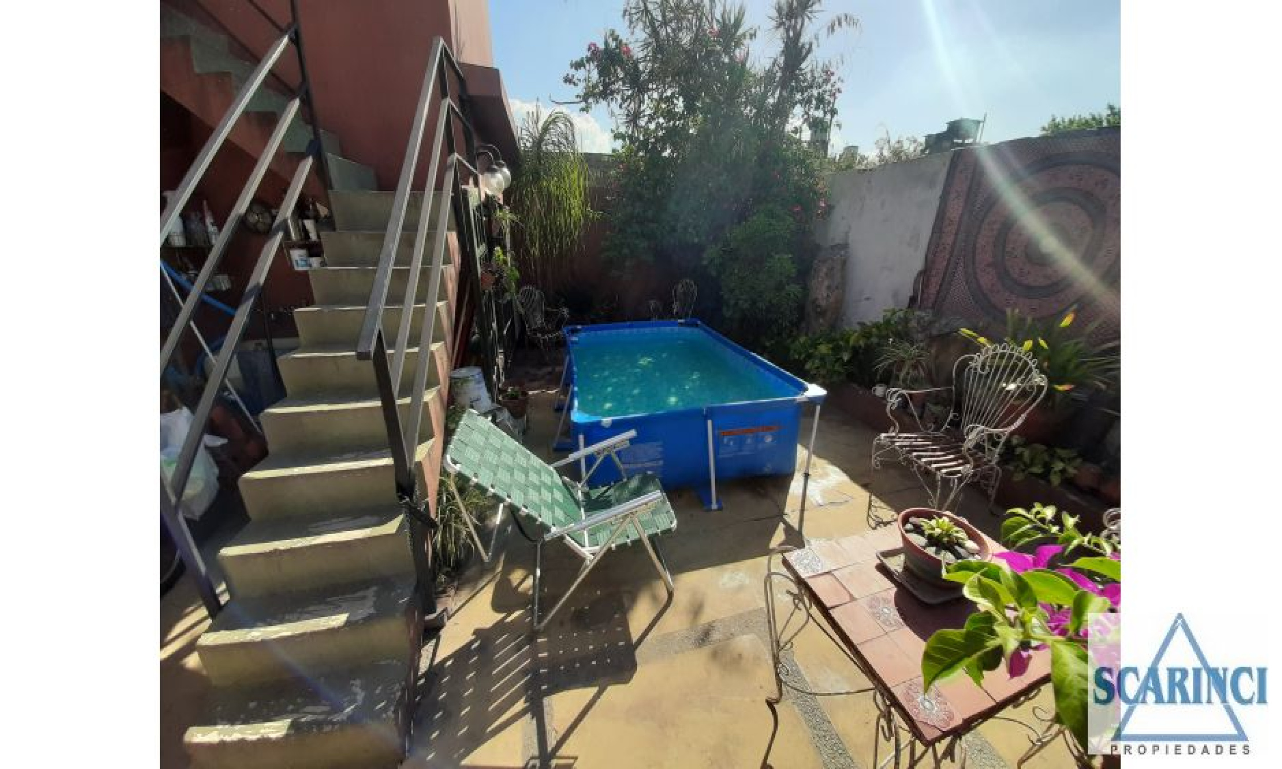 Casa de 4 ambientes sobre lote propio en venta Santos lugares.