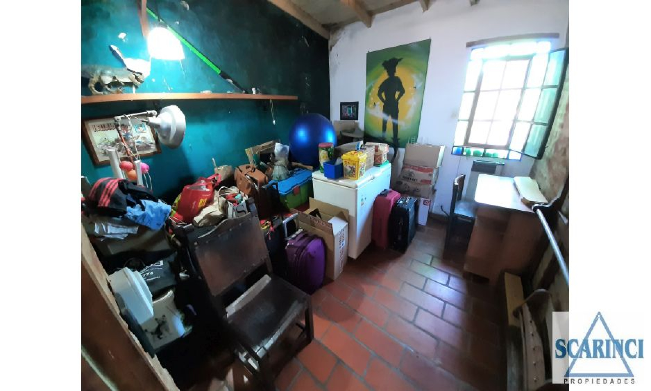 Casa de 4 ambientes sobre lote propio en venta Santos lugares.