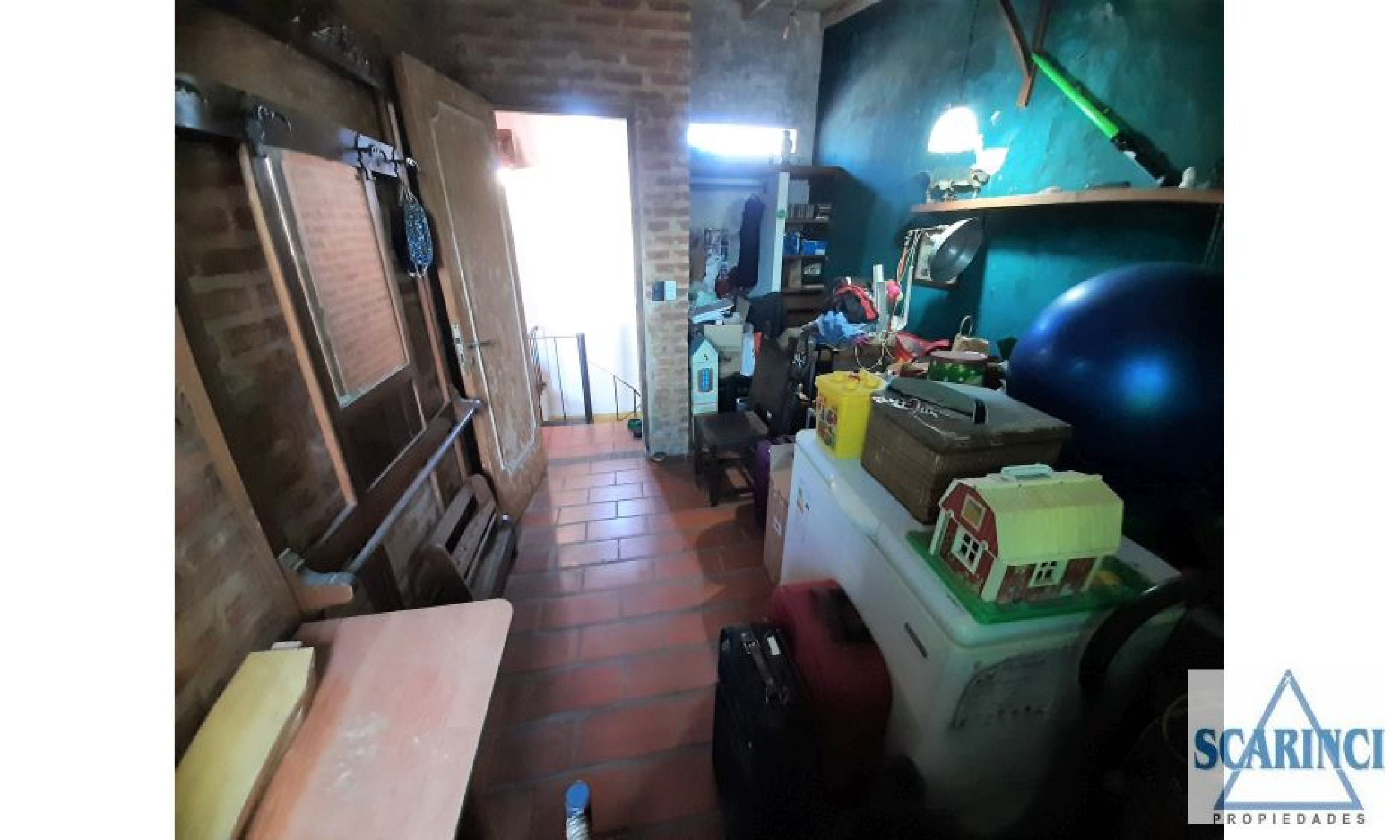 Casa de 4 ambientes sobre lote propio en venta Santos lugares.