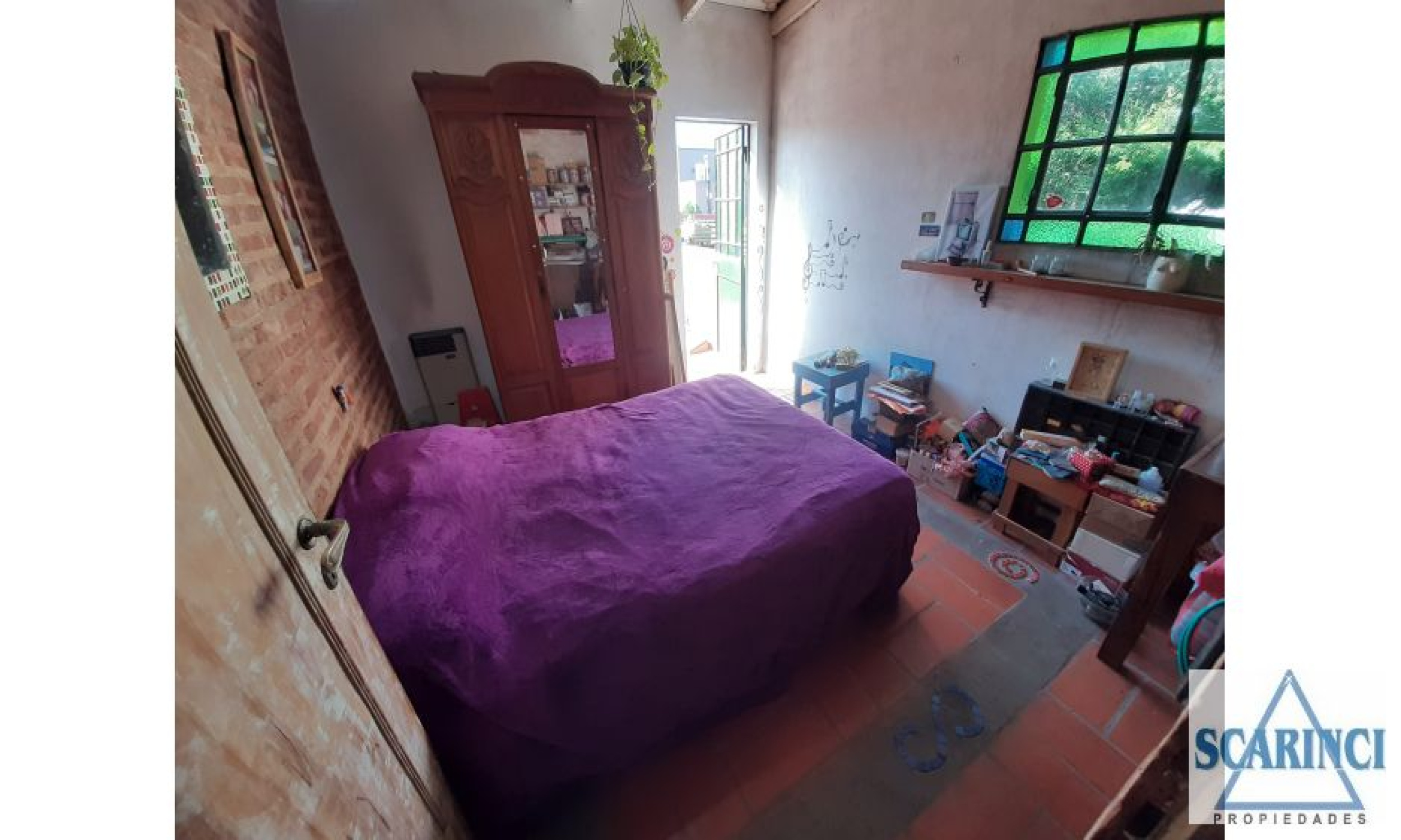 Casa de 4 ambientes sobre lote propio en venta Santos lugares.