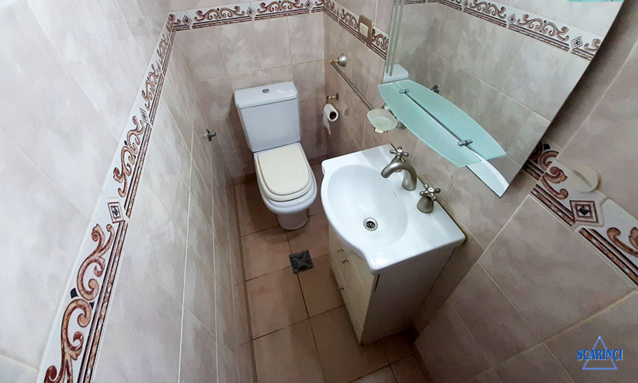 Pio XII 1300, Santos Lugares, Tres de Febrero, Provincia de Buenos Aires, Argentina, 4 Bedrooms Bedrooms, 3 Rooms Rooms,1 BathroomBathrooms,Casas,Venta,Pio XII,2061