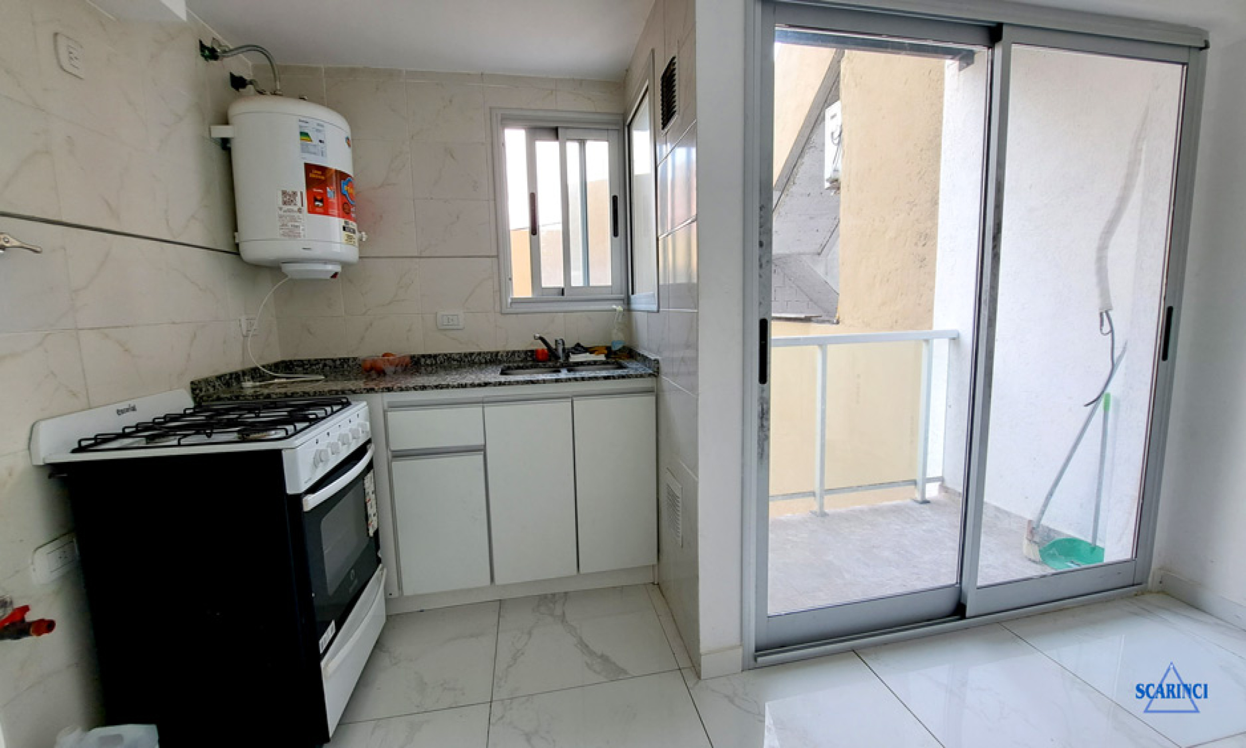 Alquiler departamento de 2  ambientes con balcón - Sáenz Peña -