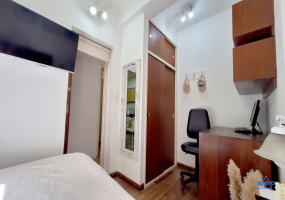 Casa en venta de 5 ambientes 2 viviendas en Caseros.