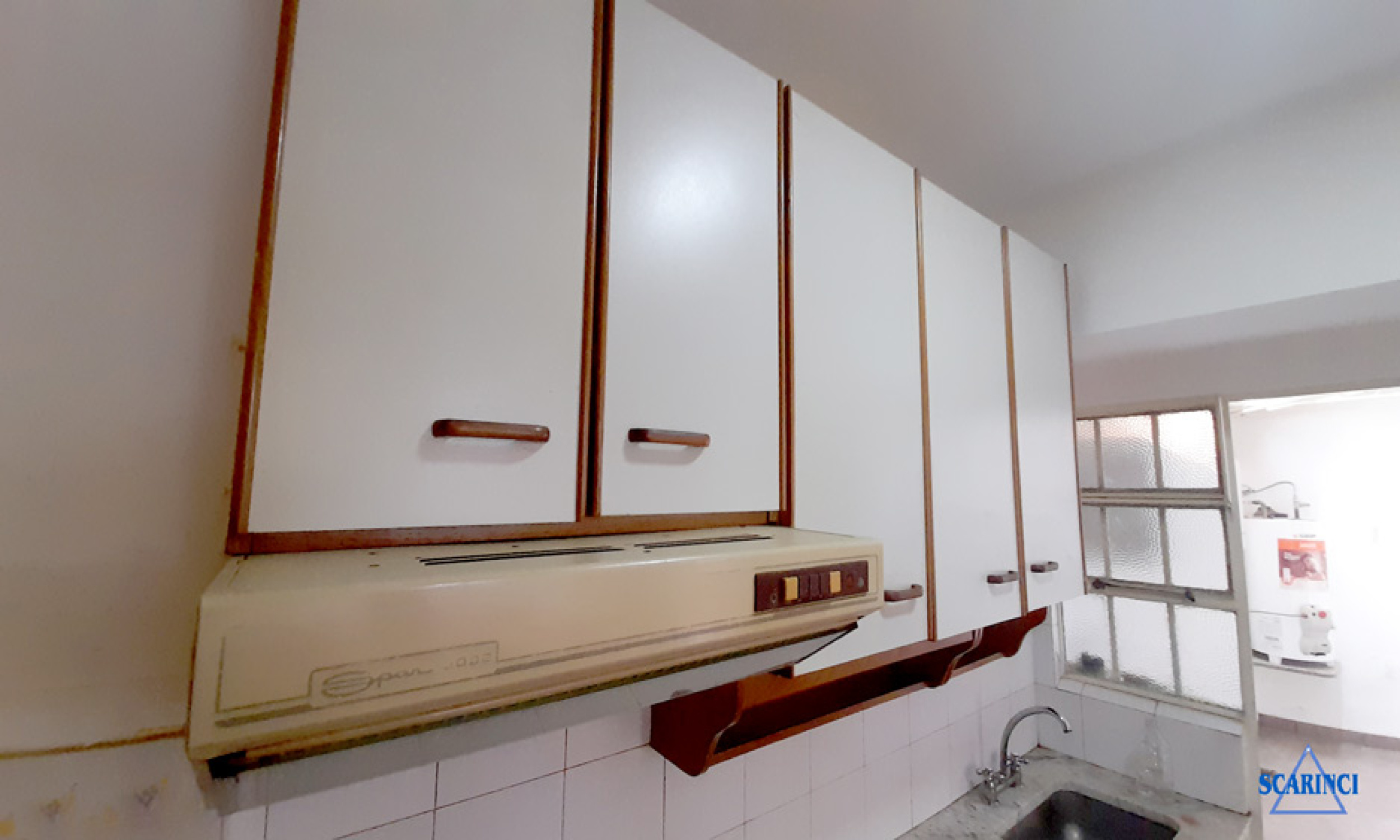 Alquiler Departamento de 3 amb. en P.B. al frente, con patio S, Lugares.