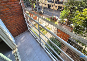 Chile 1400, Villa Raffo, Tres de Febrero, Provincia de Buenos Aires, Argentina, 3 Bedrooms Bedrooms, 2 Rooms Rooms,1 BathroomBathrooms,Departamentos,Alquiler,Chile,2437