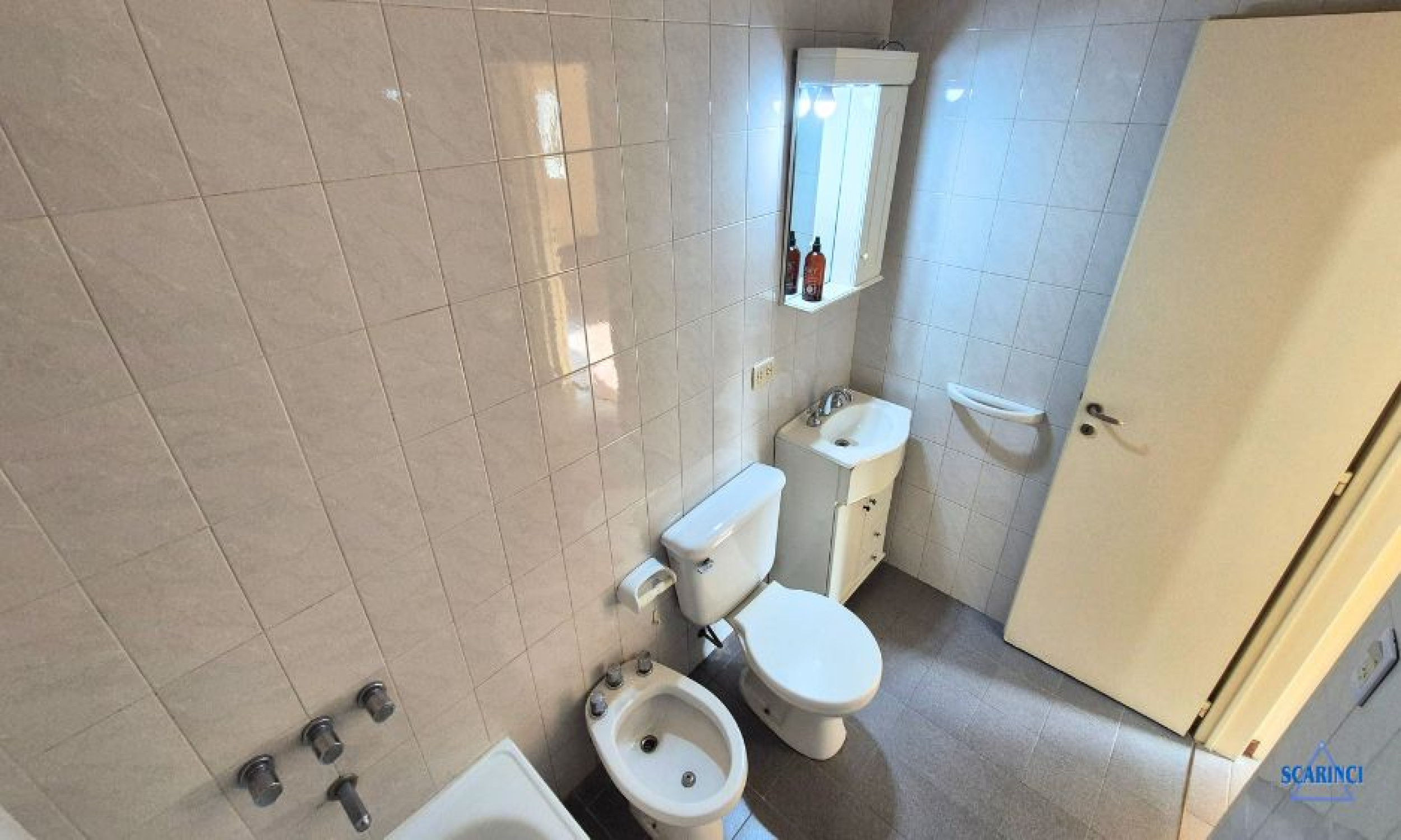 Chile 1400, Villa Raffo, Tres de Febrero, Provincia de Buenos Aires, Argentina, 3 Bedrooms Bedrooms, 2 Rooms Rooms,1 BathroomBathrooms,Departamentos,Alquiler,Chile,2437