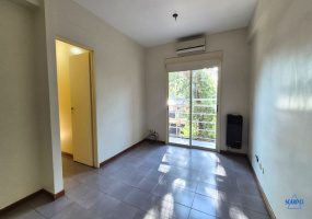 Chile 1400, Villa Raffo, Tres de Febrero, Provincia de Buenos Aires, Argentina, 3 Bedrooms Bedrooms, 2 Rooms Rooms,1 BathroomBathrooms,Departamentos,Alquiler,Chile,2437