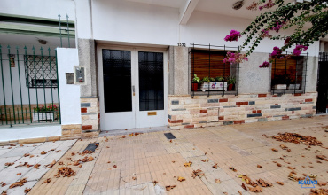 Ph 3 ambientes con terraza en venta Santos Lugares.
