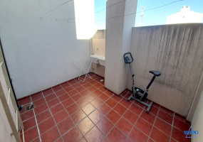 Departamento  monoambiente con balcón en alquiler Caseros