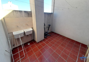 Departamento  monoambiente con balcón en alquiler Caseros