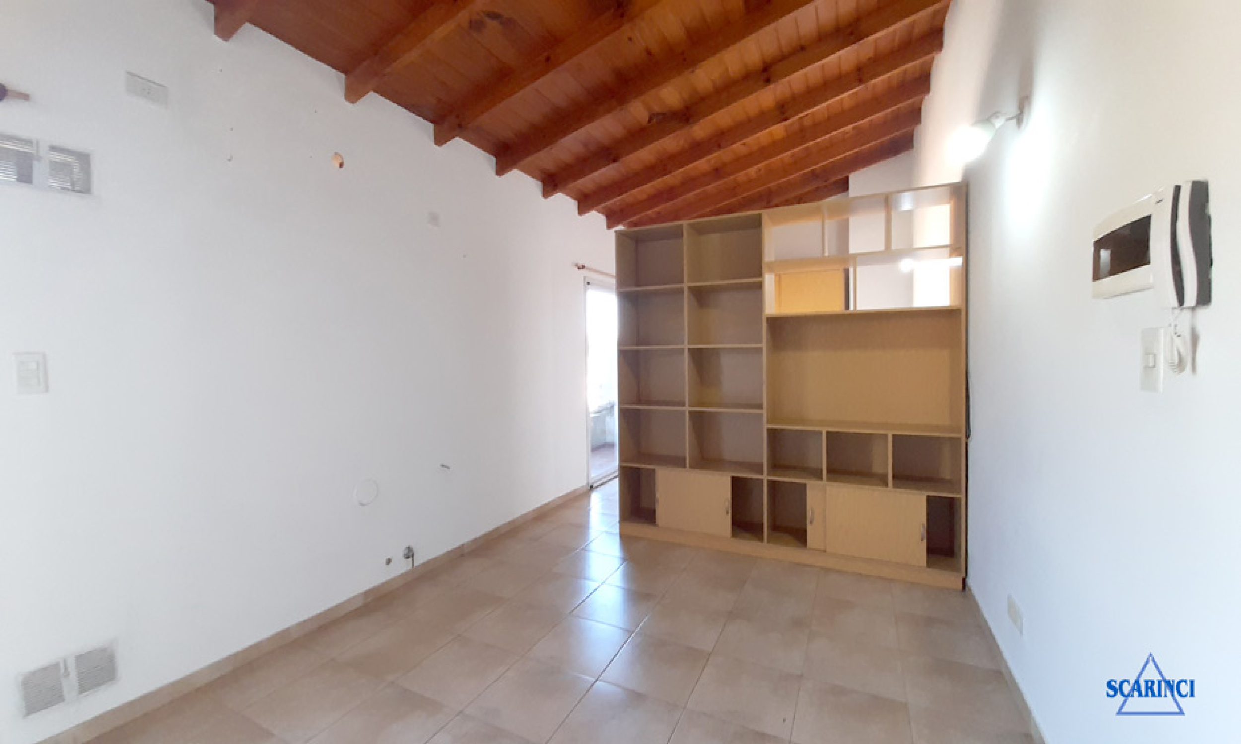 Departamento  monoambiente con balcón en alquiler Caseros