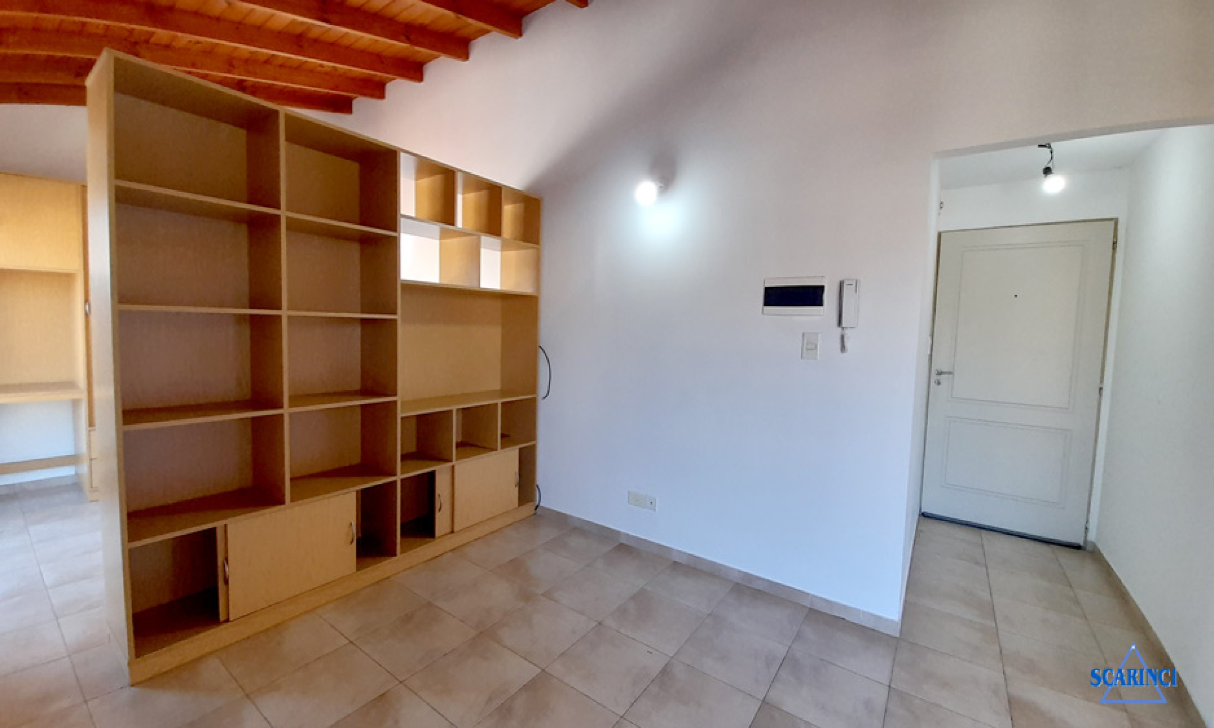 Departamento  monoambiente con balcón en alquiler Caseros