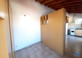 Departamento  monoambiente con balcón en alquiler Caseros