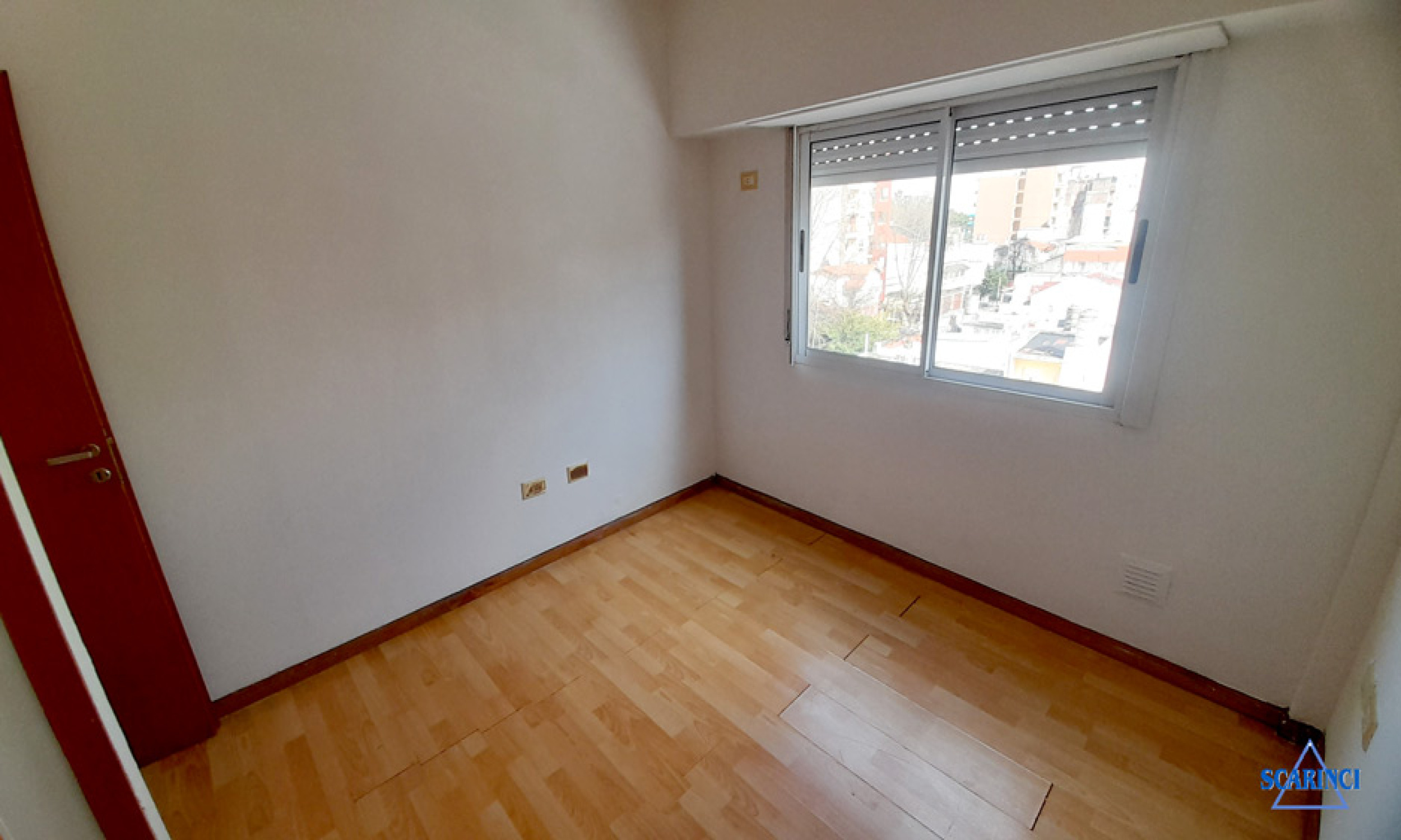 Alquiler departamento 2 ambientes con balcón en Santos Lugares