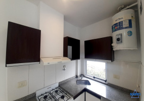 Monoambiente con balcon en alquiler en  Sáenz Peña   