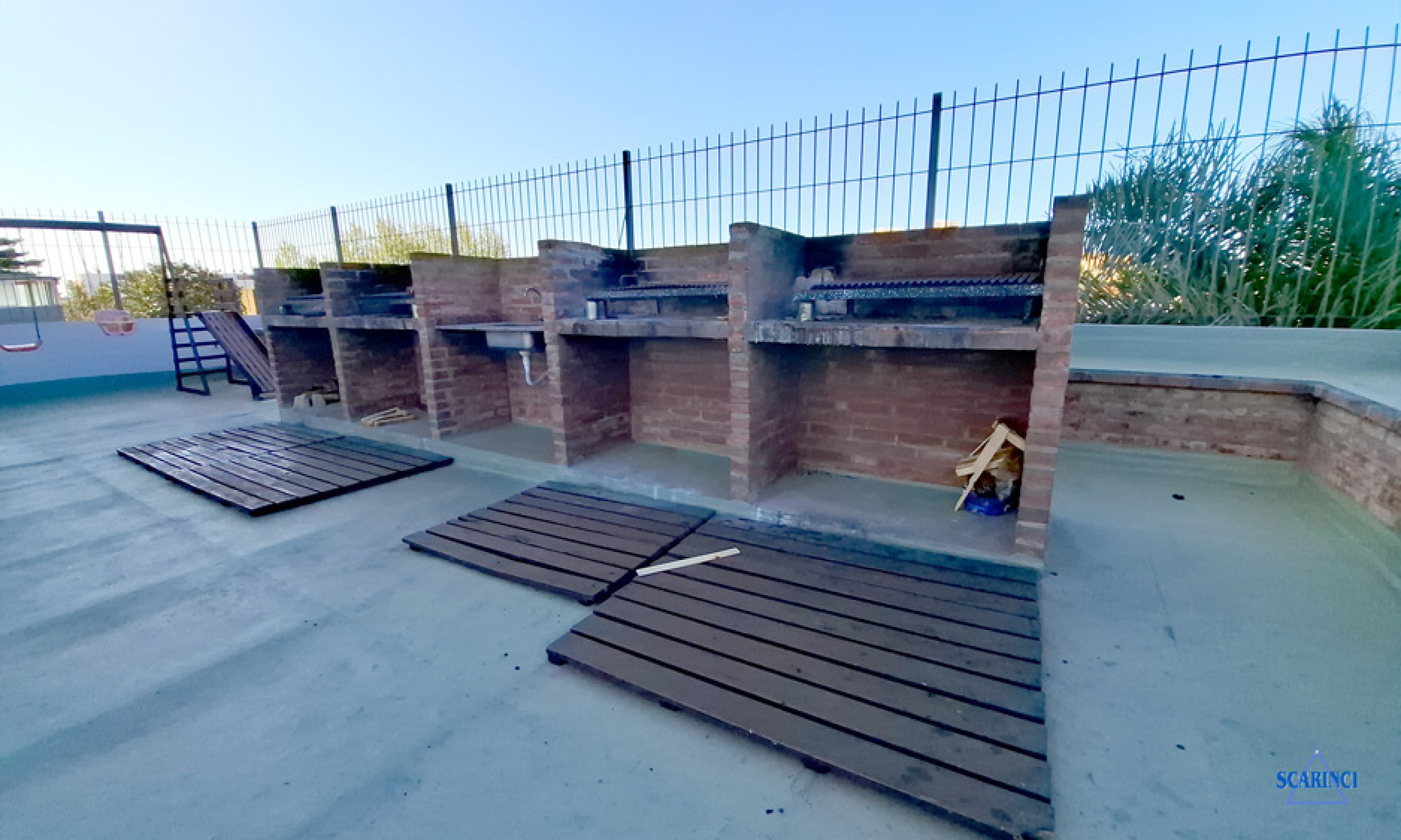 Monoambiente con balcón, amenities y Sum en Santos Lugares.