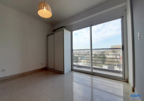 Monoambiente con balcón, amenities y Sum en Santos Lugares.
