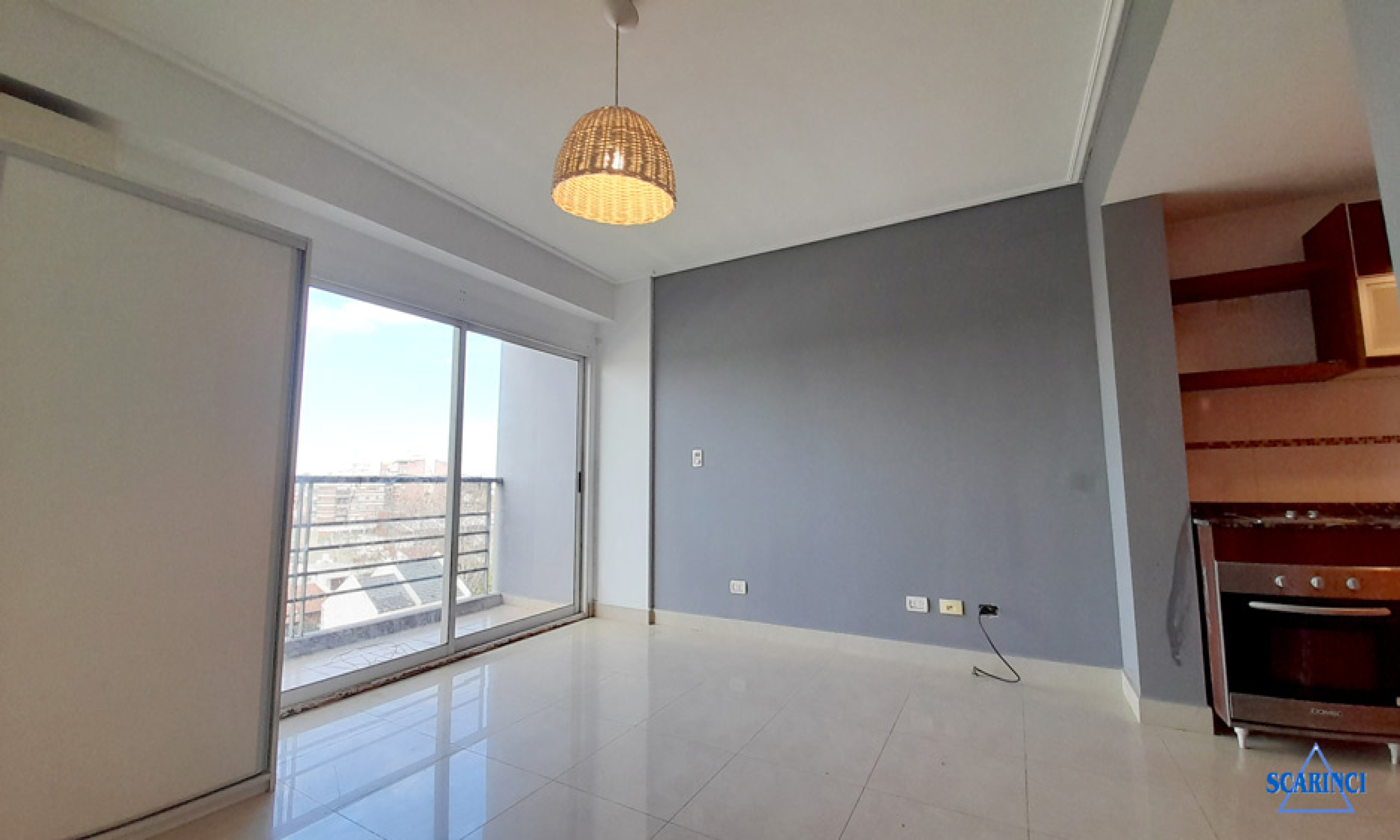Monoambiente con balcón, amenities y Sum en Santos Lugares.