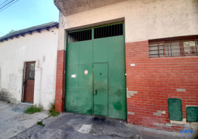 Alquiler de Galpón Industrial de 200 m² con oficina en Villa Lynch.