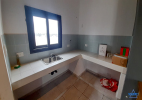 Departamento en alquiler de 2 ambientes al frente con balcón y Sum con parrilla en Sáenz Peña.