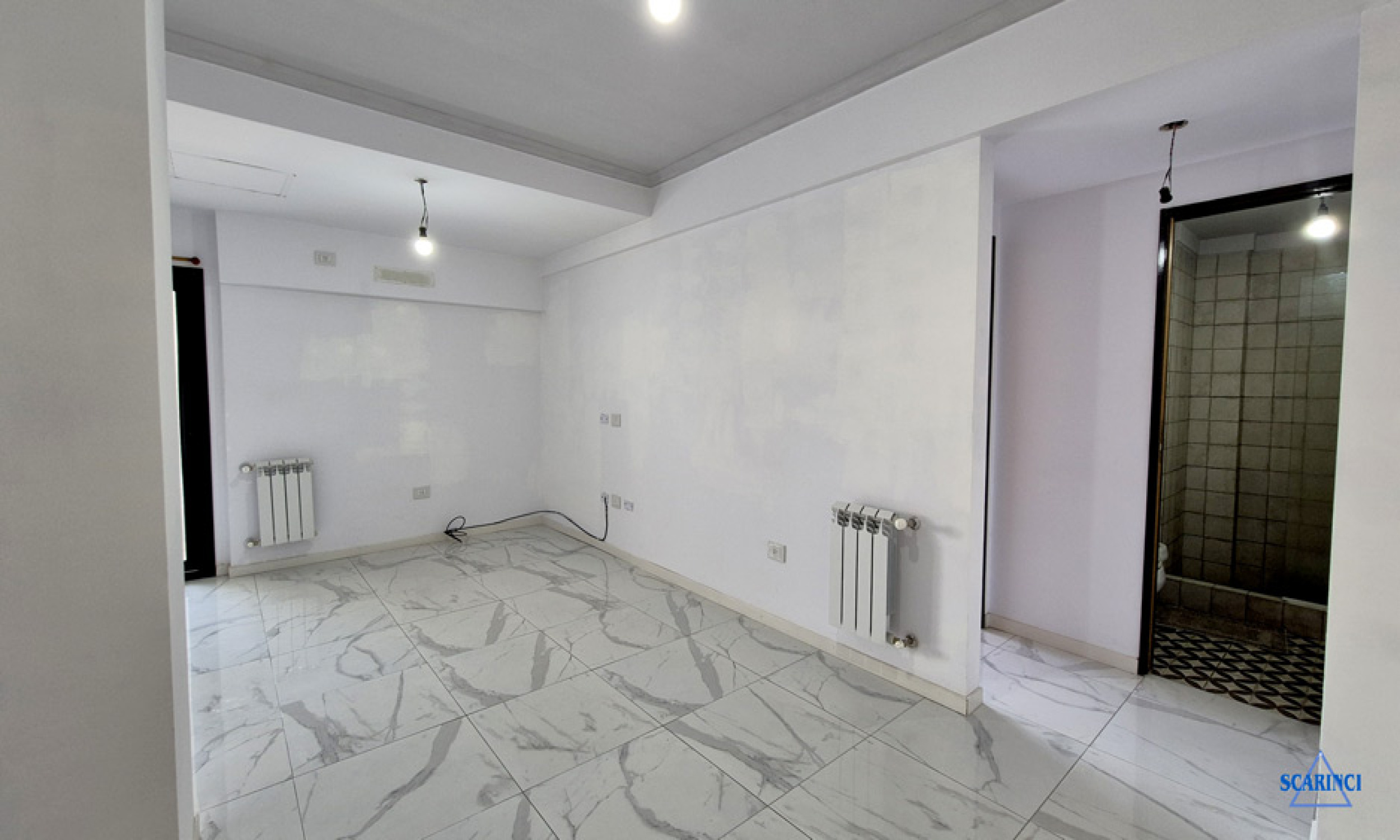 Departamento en alquiler de 2 ambientes al frente con balcón y Sum con parrilla en Sáenz Peña.