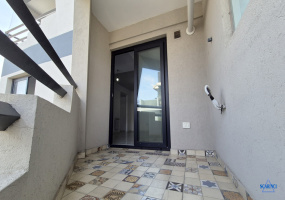 Departamento en alquiler de 2 ambientes al frente con balcón y Sum con parrilla en Sáenz Peña.