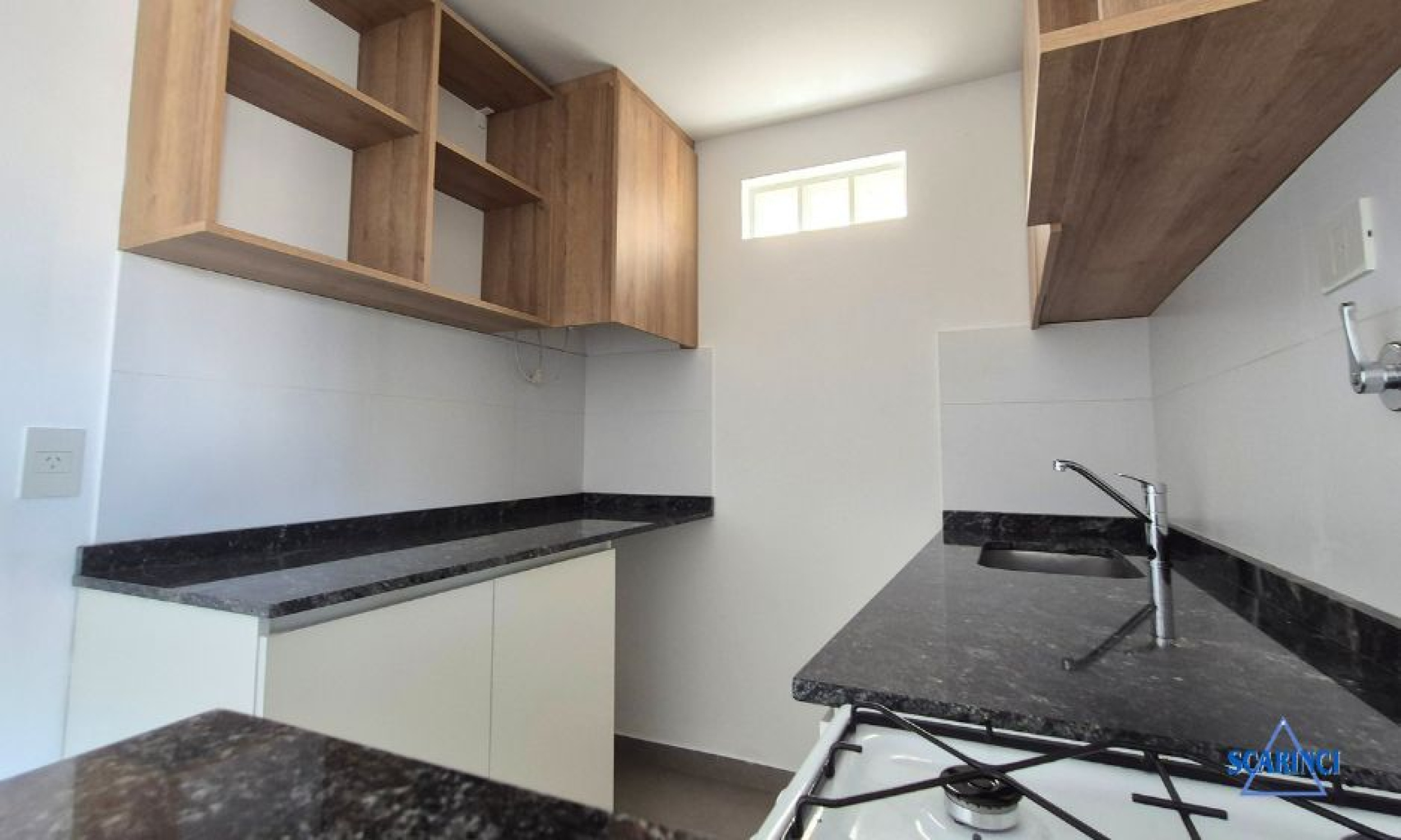 Venta Departamento de 2 ambientes a Estrenar al contrafrente Sáenz Peña.