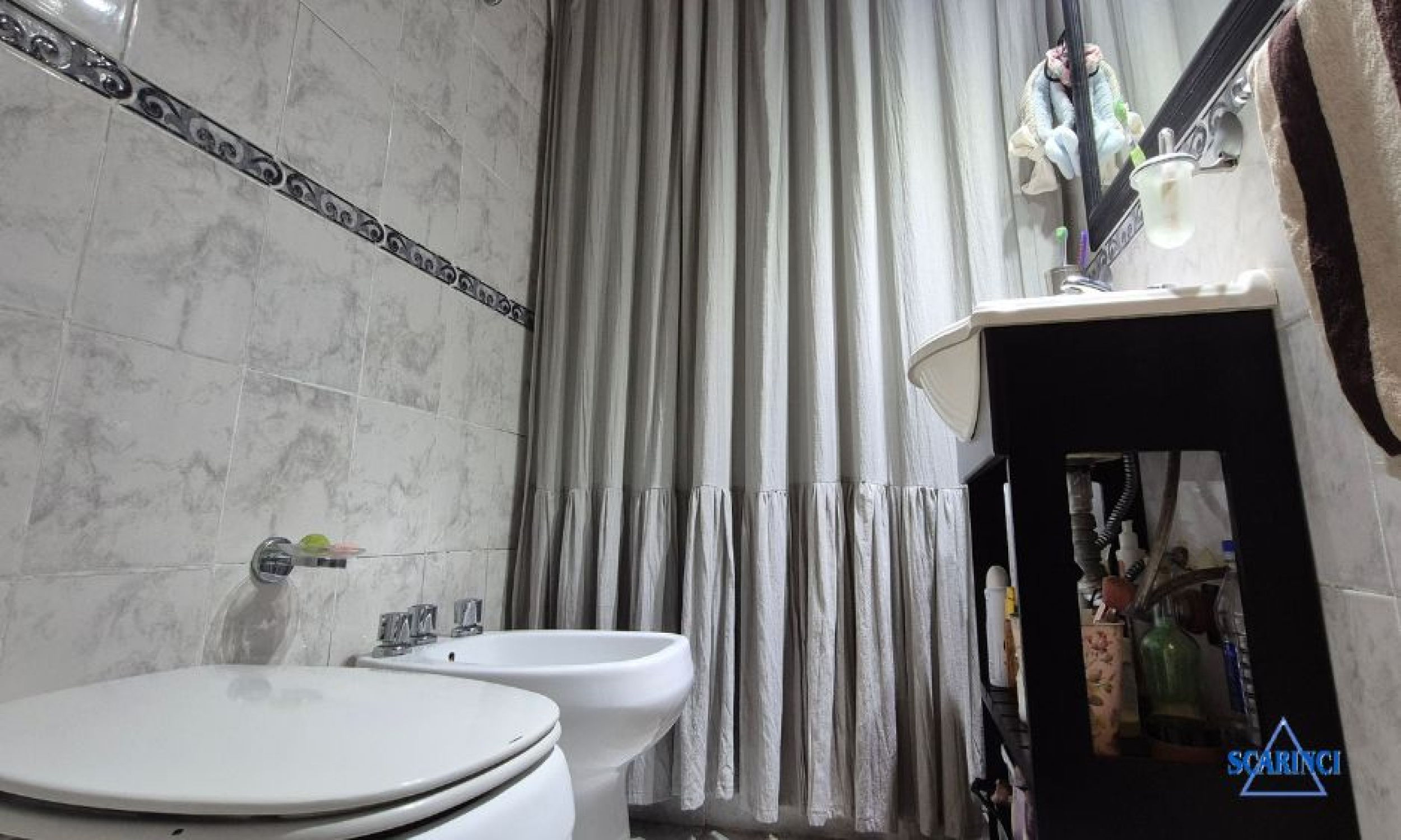 Venta Departamento 3 ambientes al frente en Sáenz Peña.