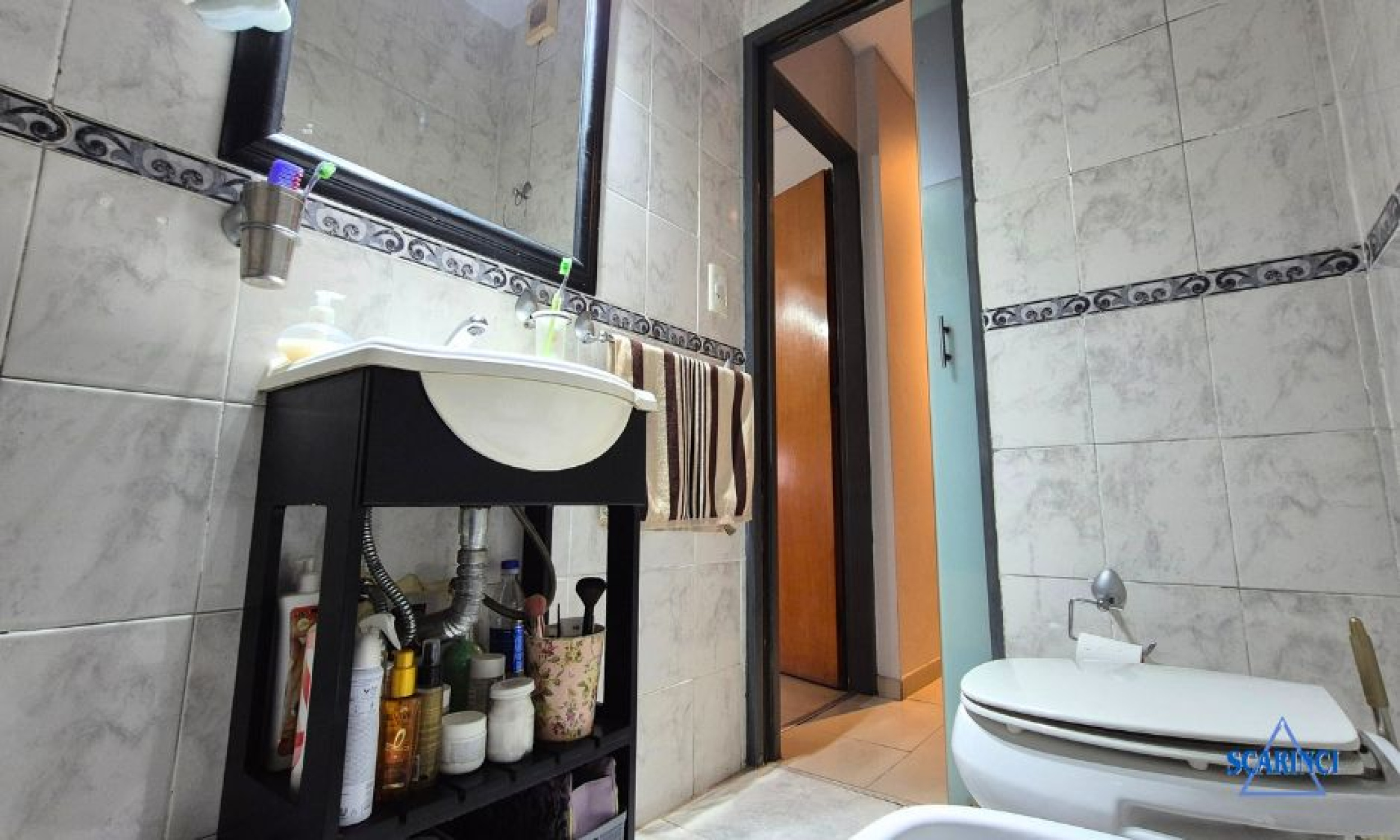 Venta Departamento 3 ambientes al frente en Sáenz Peña.
