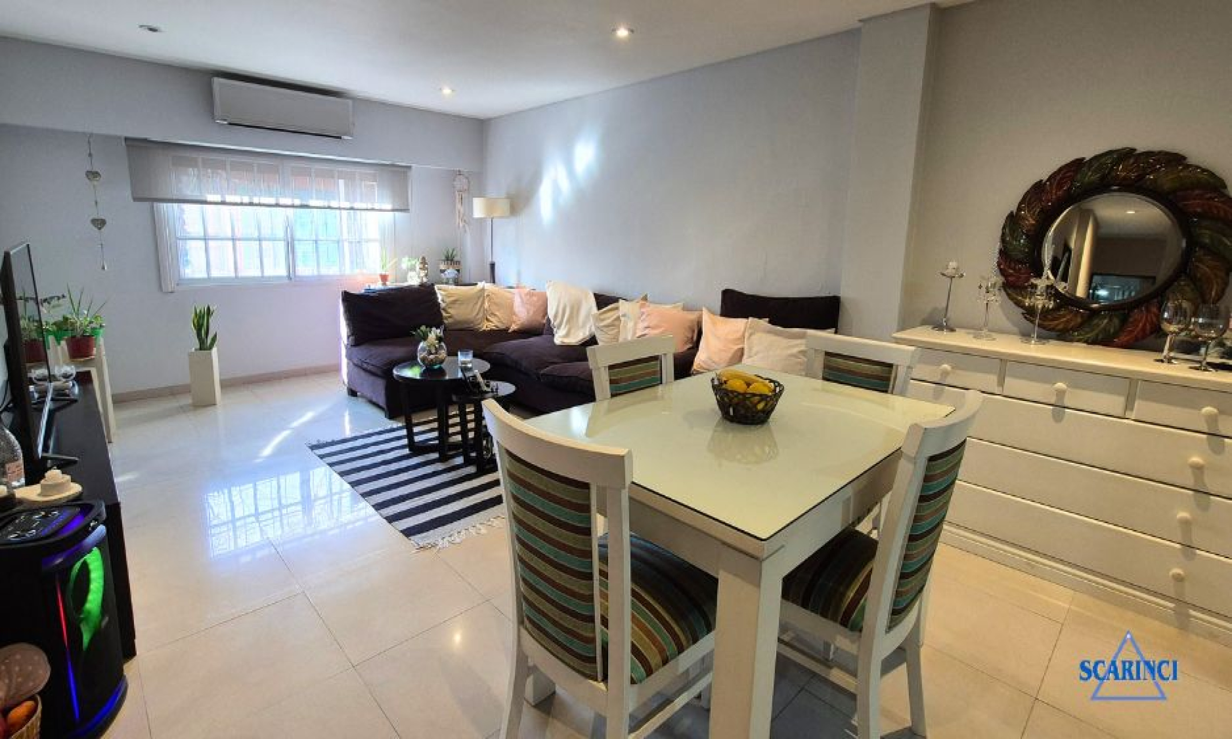 Venta Departamento 3 ambientes al frente en Sáenz Peña.