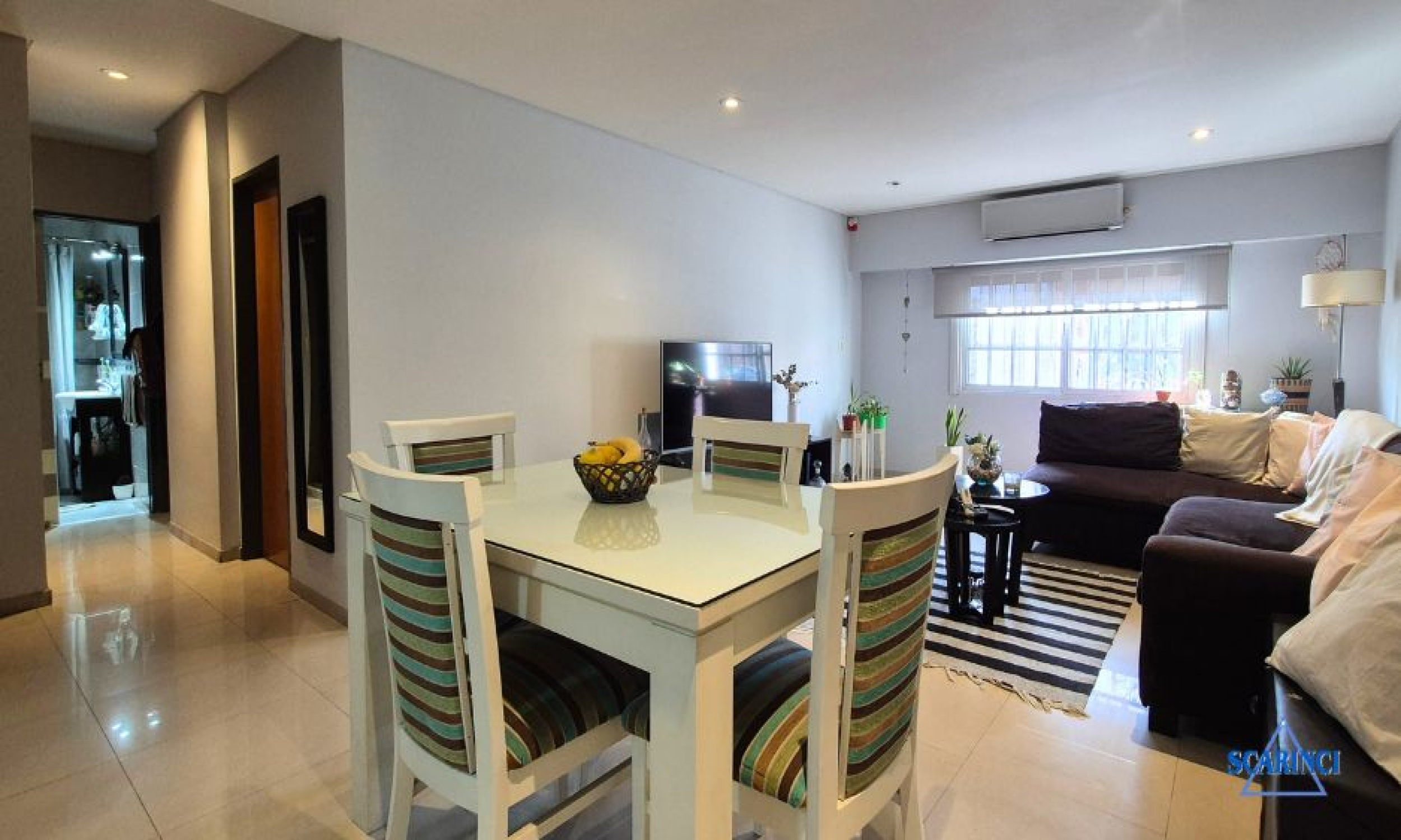 Venta Departamento 3 ambientes al frente en Sáenz Peña.