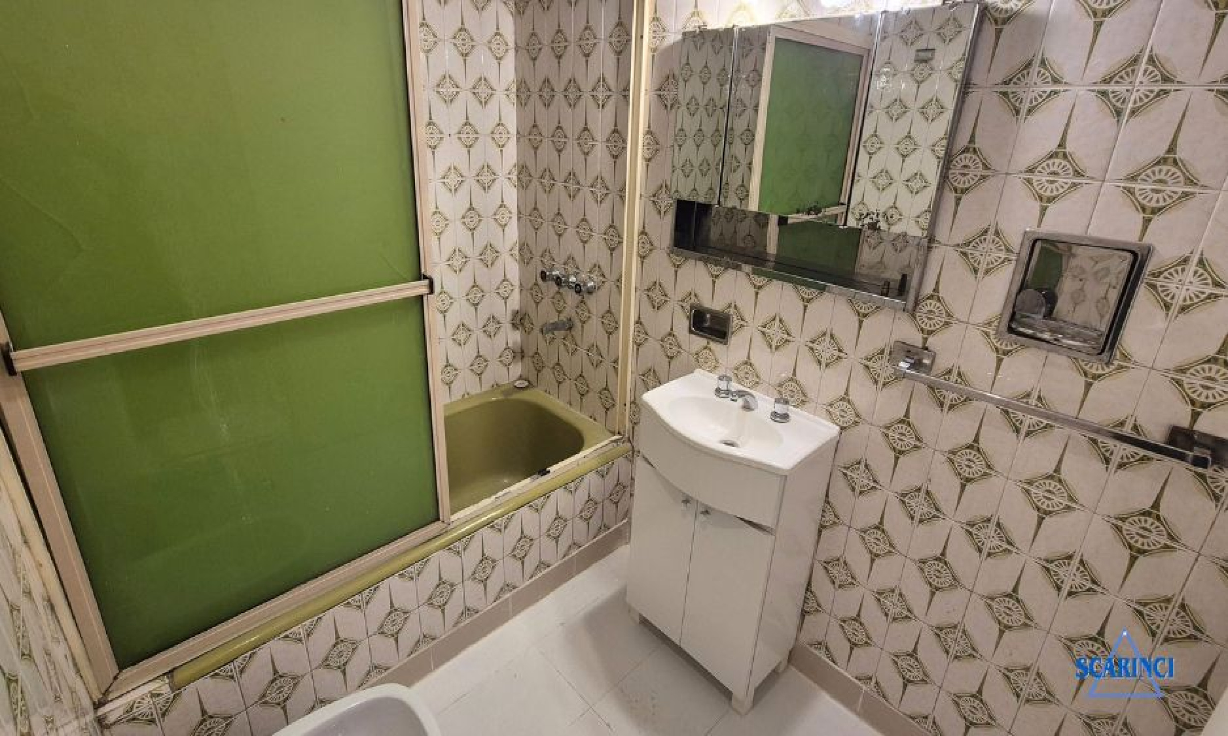 Lisandro de la Torre 2100, Santos Lugares, Tres de Febrero, Provincia de Buenos Aires, Argentina, 4 Bedrooms Bedrooms, 3 Rooms Rooms,1 BathroomBathrooms,Casas,Venta,Lisandro de la Torre,2764