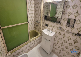 Lisandro de la Torre 2100, Santos Lugares, Tres de Febrero, Provincia de Buenos Aires, Argentina, 4 Bedrooms Bedrooms, 3 Rooms Rooms,1 BathroomBathrooms,Casas,Venta,Lisandro de la Torre,2764
