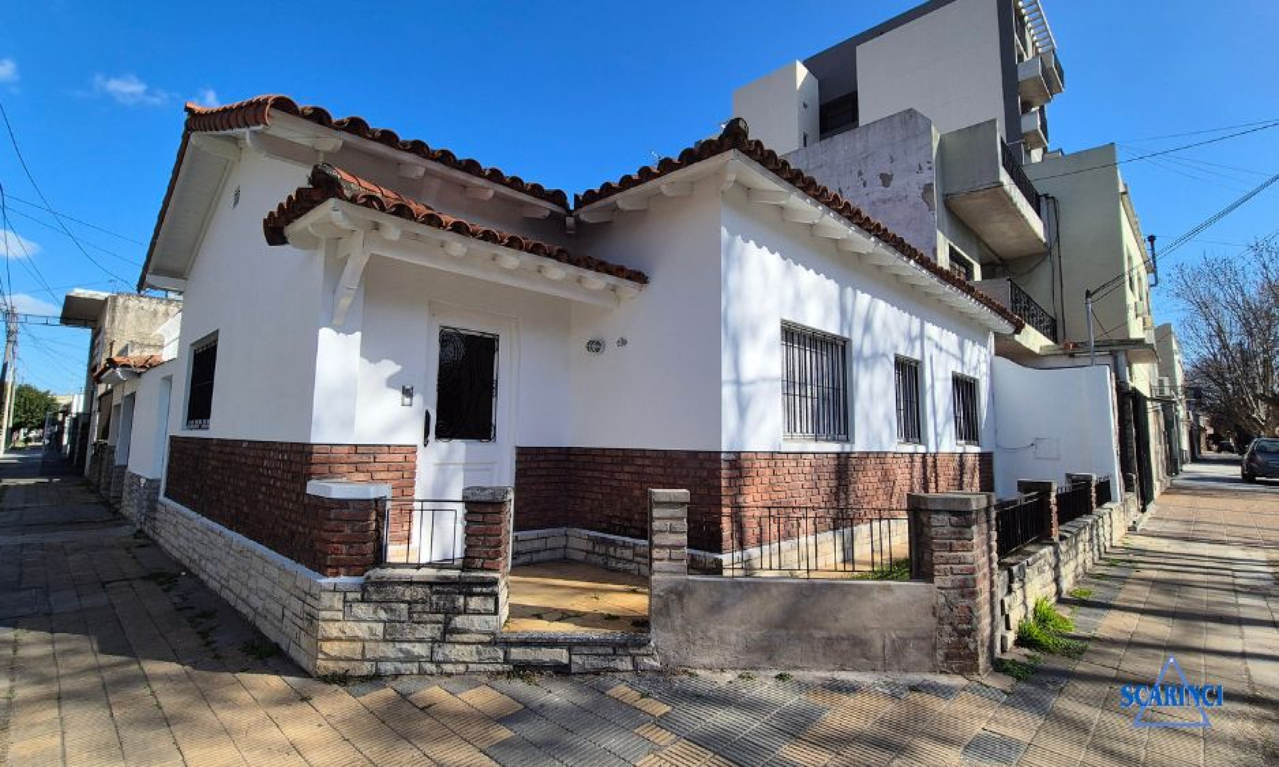 Lisandro de la Torre 2100, Santos Lugares, Tres de Febrero, Provincia de Buenos Aires, Argentina, 4 Bedrooms Bedrooms, 3 Rooms Rooms,1 BathroomBathrooms,Casas,Venta,Lisandro de la Torre,2764