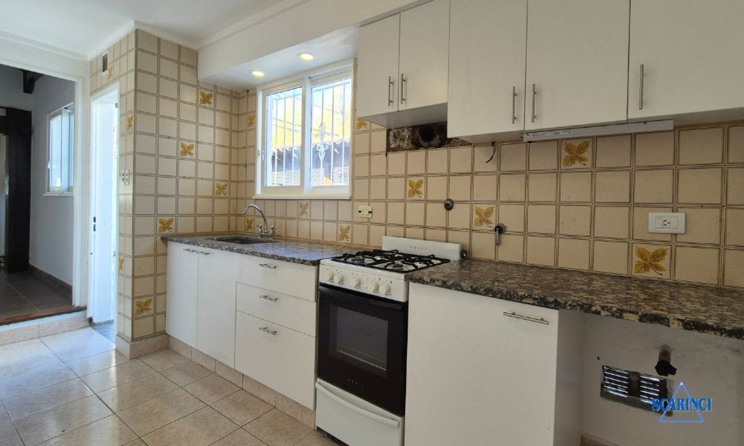 Lisandro de la Torre 2100, Santos Lugares, Tres de Febrero, Provincia de Buenos Aires, Argentina, 4 Bedrooms Bedrooms, 3 Rooms Rooms,1 BathroomBathrooms,Casas,Venta,Lisandro de la Torre,2764