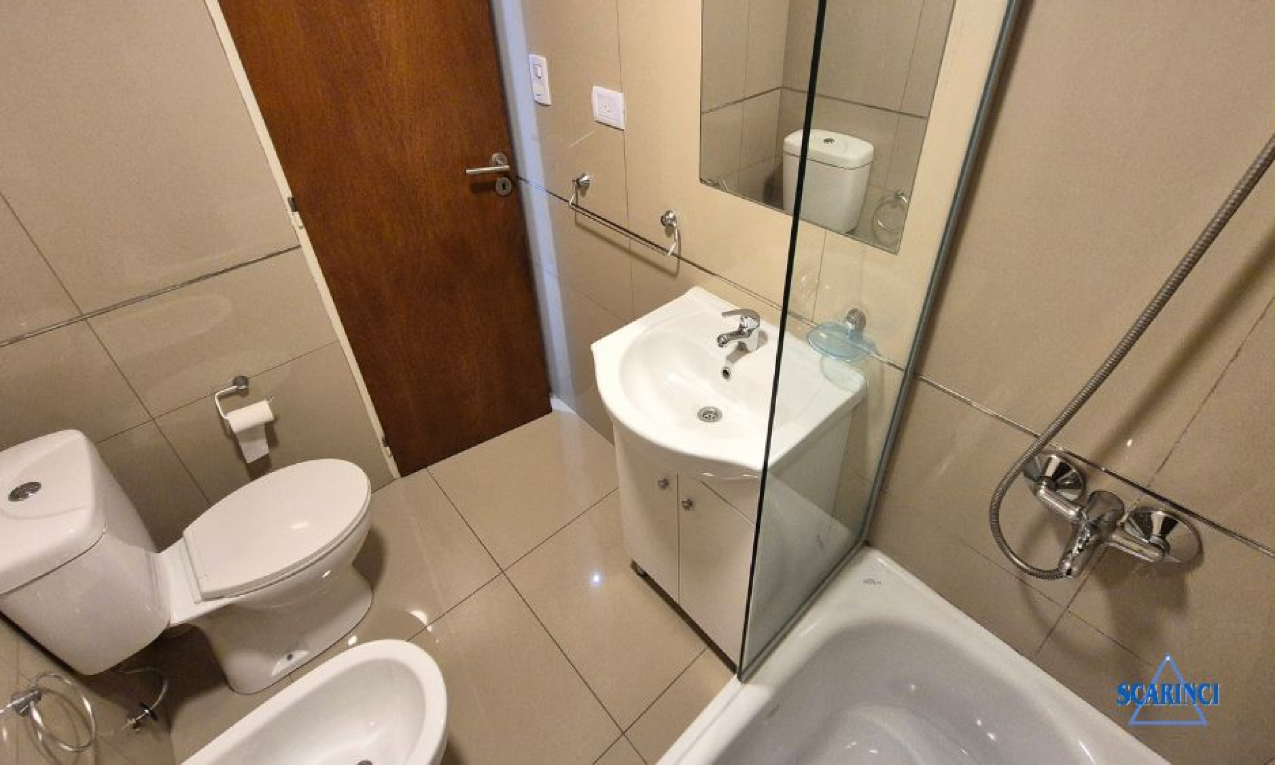 Alquiler Departamento de 2 ambientes con balcón en Sáenz Peña.