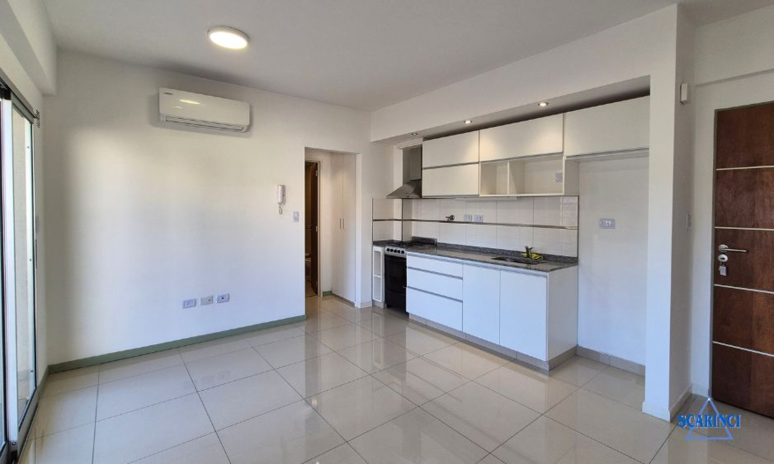 Alquiler Departamento de 2 ambientes con balcón en Sáenz Peña.