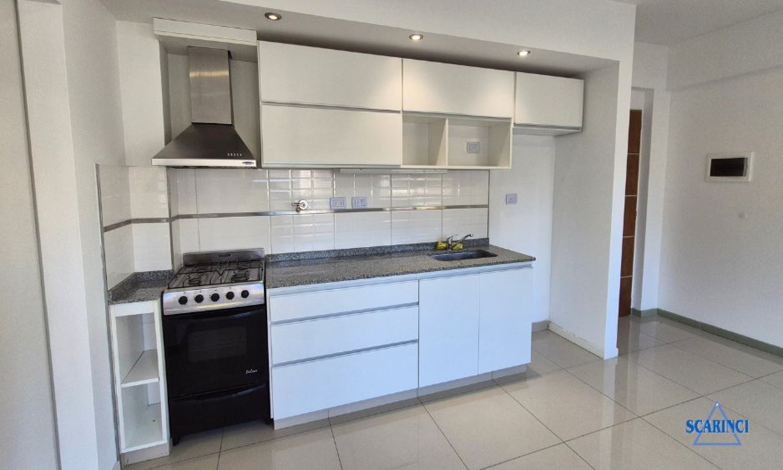 Alquiler Departamento de 2 ambientes con balcón en Sáenz Peña.