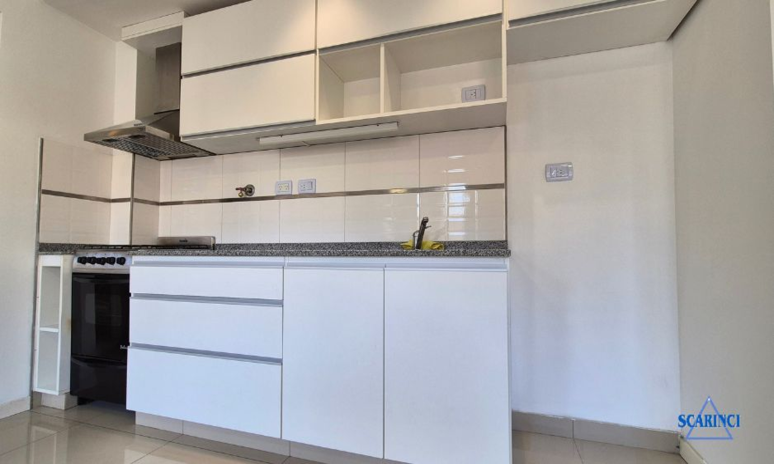 Alquiler Departamento de 2 ambientes con balcón en Sáenz Peña.