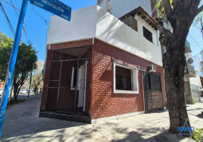 Roberto Lage 1300, Santos Lugares, Tres de Febrero, Provincia de Buenos Aires, Argentina, 8 Bedrooms Bedrooms, 6 Rooms Rooms,3 BathroomsBathrooms,Casas,Venta,Roberto Lage,2788