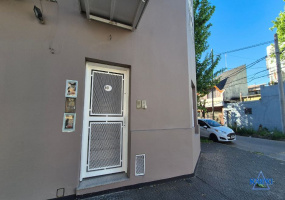 Anchordoqui 800, Sáenz Peña, Tres de Febrero, Provincia de Buenos Aires, Argentina, 2 Bedrooms Bedrooms, 1 Room Rooms,1 BathroomBathrooms,PH,Venta,Anchordoqui,2794
