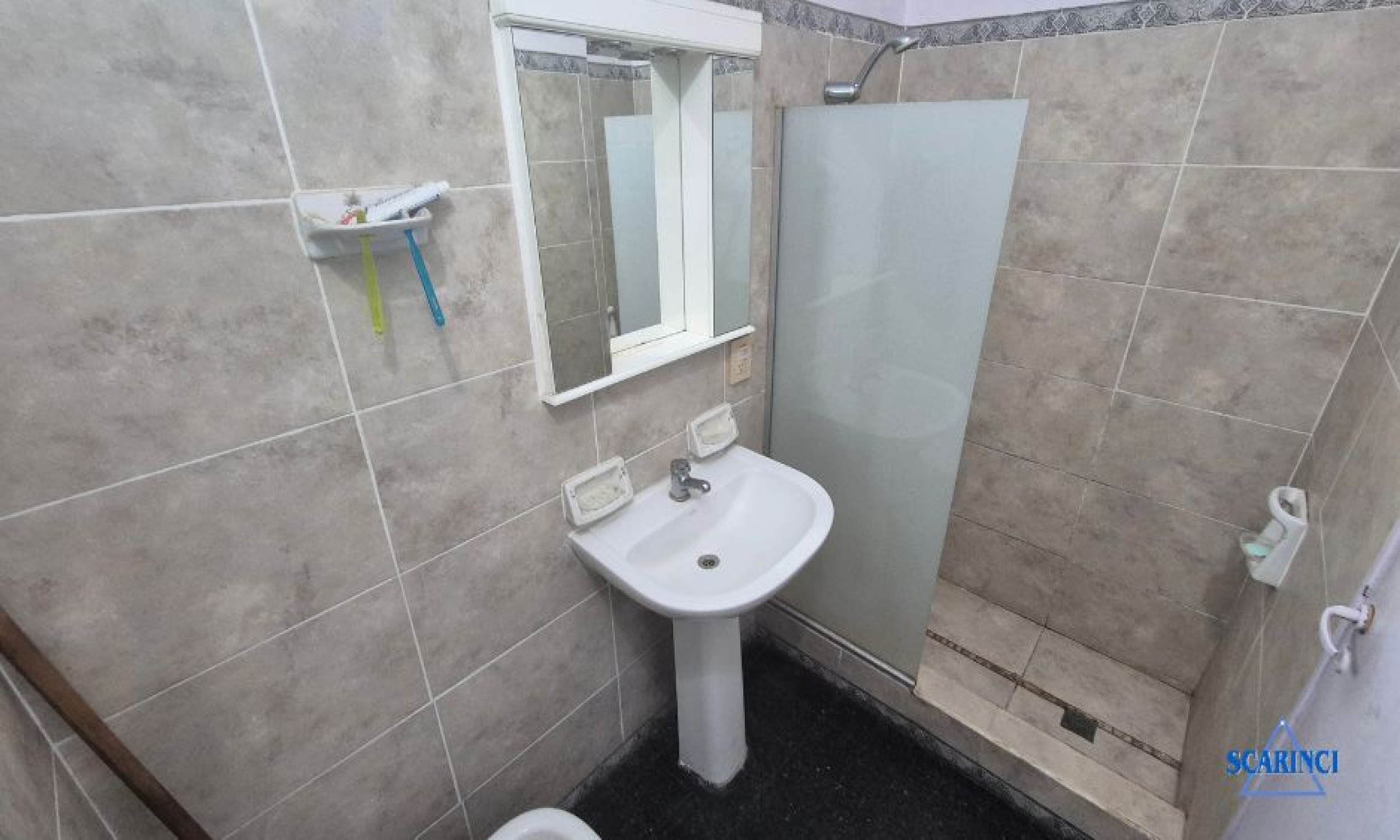 San Pedro 1400, Villa Raffo, Tres de Febrero, Provincia de Buenos Aires, Argentina, 4 Bedrooms Bedrooms, 2 Rooms Rooms,2 BathroomsBathrooms,PH,Venta,San Pedro,2795