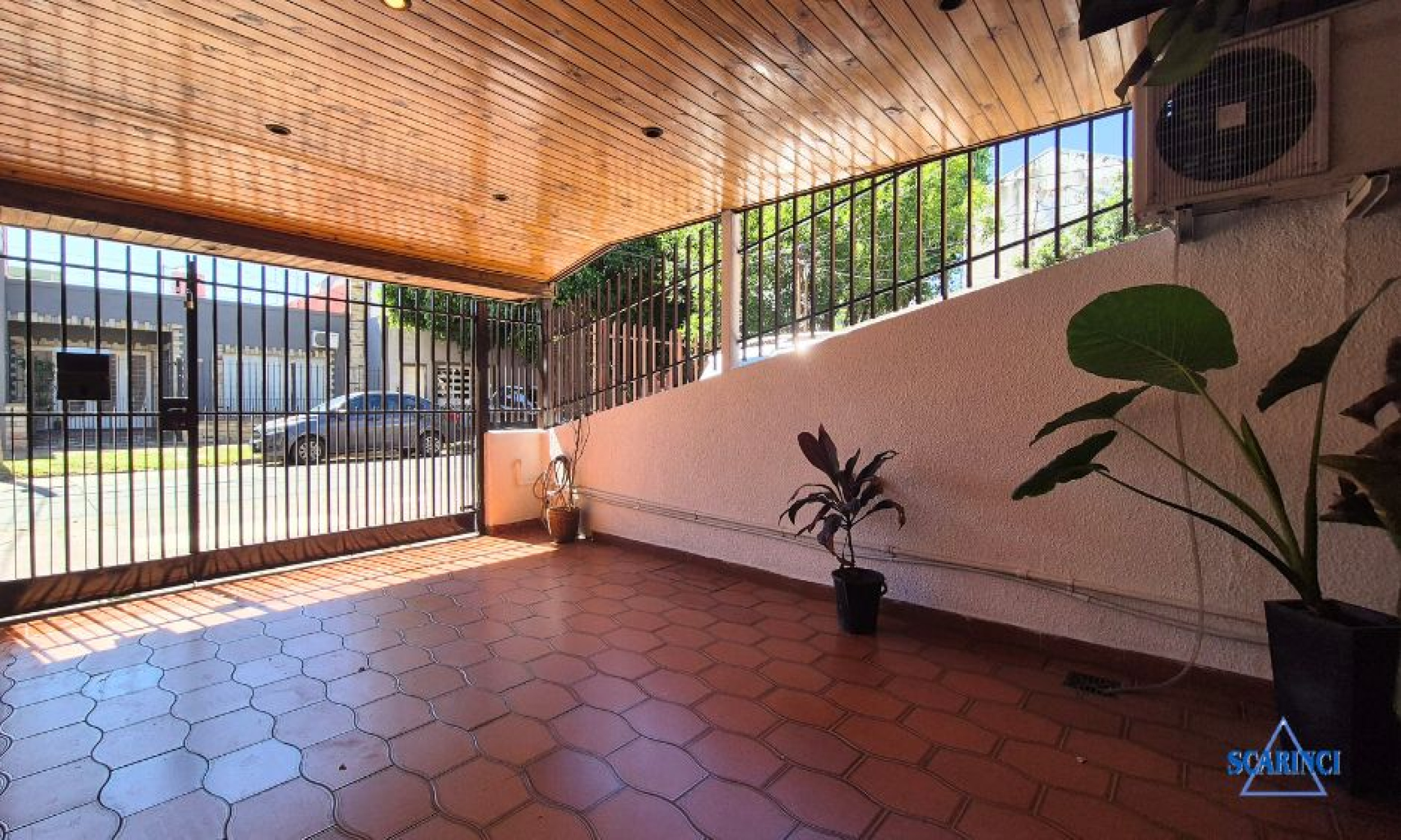 Rauch 1800, Caseros, Tres de Febrero, Provincia de Buenos Aires, Argentina, 4 Bedrooms Bedrooms, 3 Rooms Rooms,1 BathroomBathrooms,PH,Venta,Rauch,2812