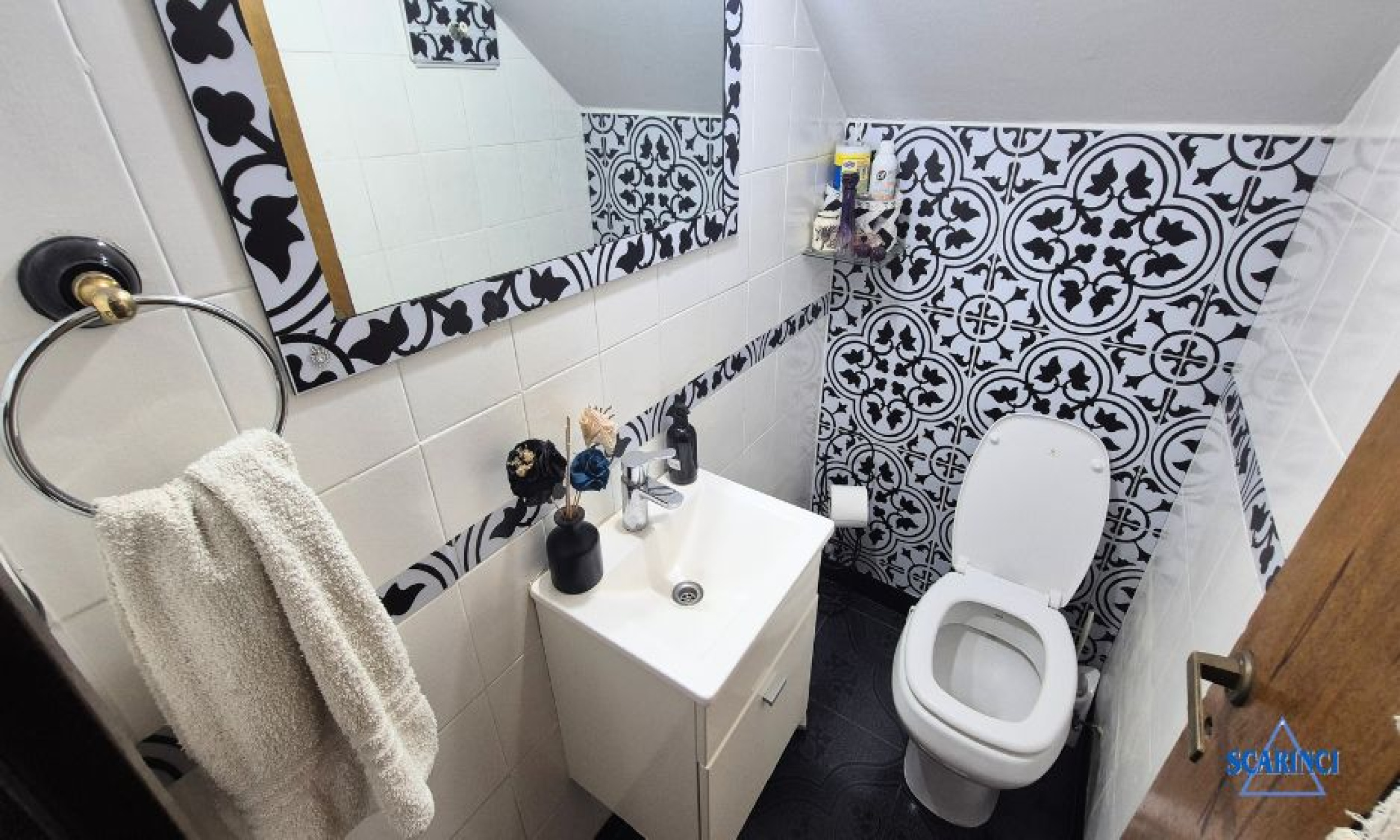 Rauch 1800, Caseros, Tres de Febrero, Provincia de Buenos Aires, Argentina, 4 Bedrooms Bedrooms, 3 Rooms Rooms,1 BathroomBathrooms,PH,Venta,Rauch,2812