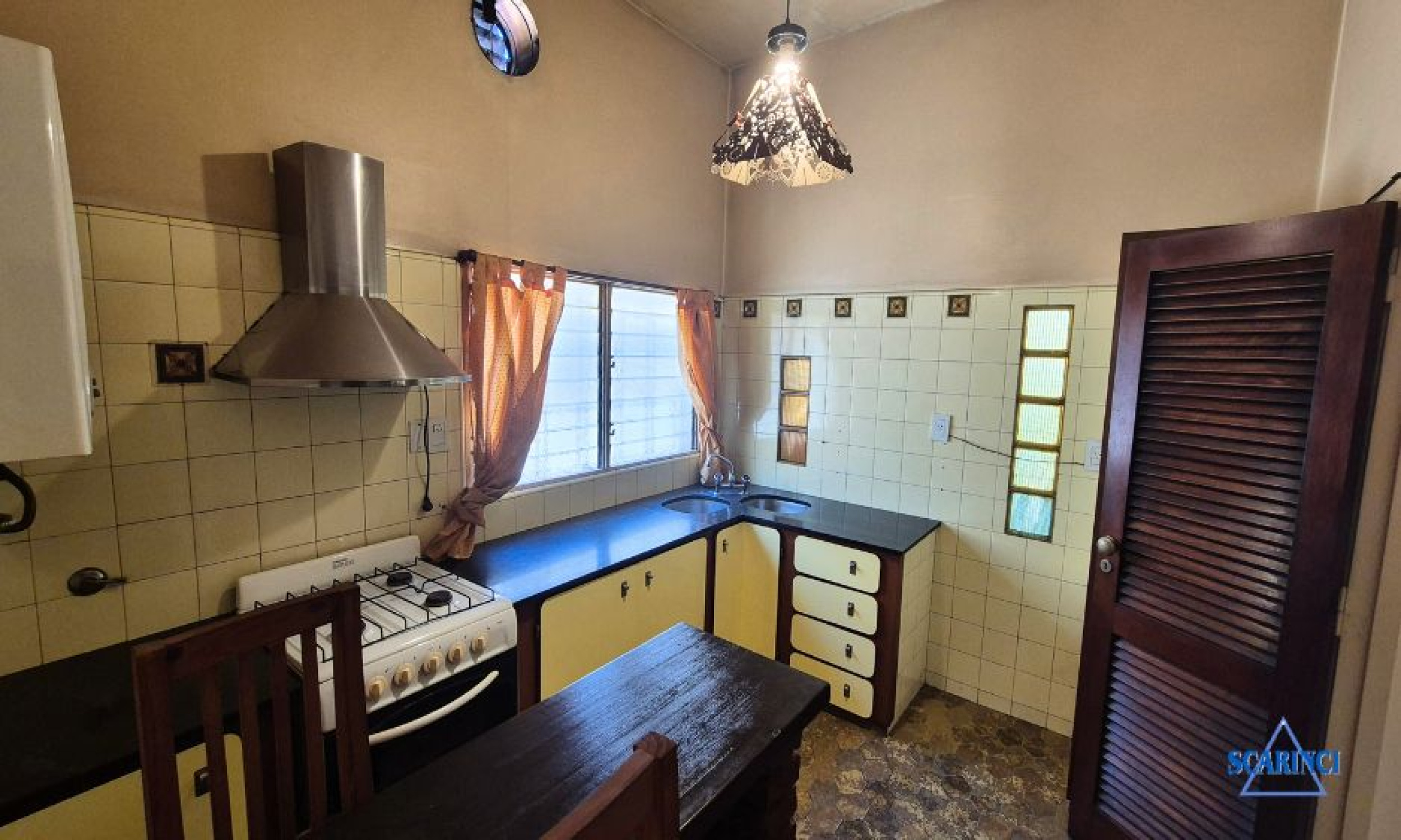 San Pedro 1339, Villa Raffo, Tres de Febrero, Provincia de Buenos Aires, Argentina, 3 Bedrooms Bedrooms, 2 Rooms Rooms,1 BathroomBathrooms,PH,Venta,San Pedro,2818