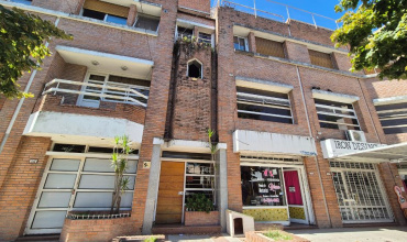 Estrada 1310, Santos Lugares, Tres de Febrero, Provincia de Buenos Aires, Argentina, 3 Bedrooms Bedrooms, 2 Rooms Rooms,1 BathroomBathrooms,Departamentos,Venta,Estrada ,2850