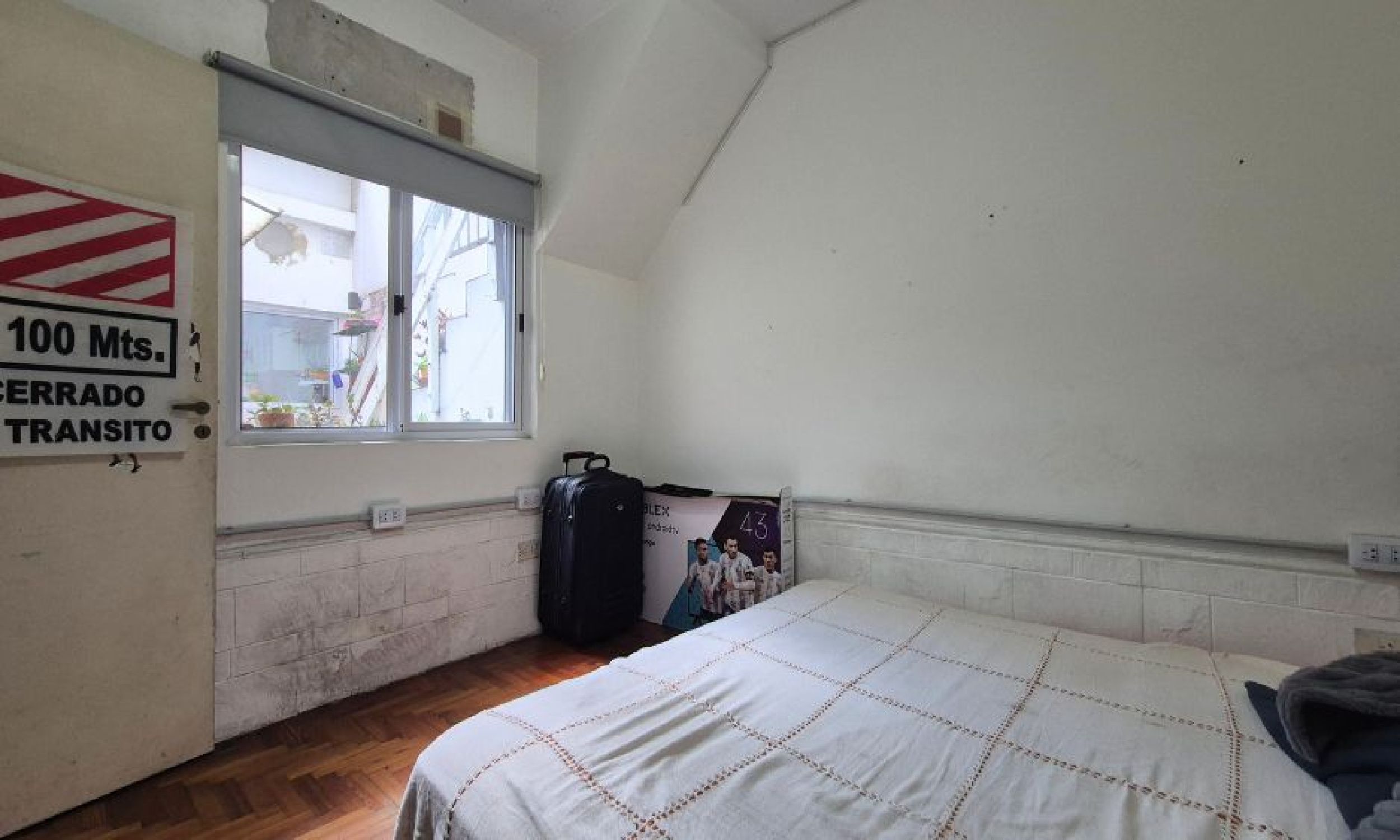 Mosconi 2800, Sáenz Peña, Tres de Febrero, Provincia de Buenos Aires, Argentina, 4 Bedrooms Bedrooms, 3 Rooms Rooms,1 BathroomBathrooms,Casas,Venta,Mosconi ,2855