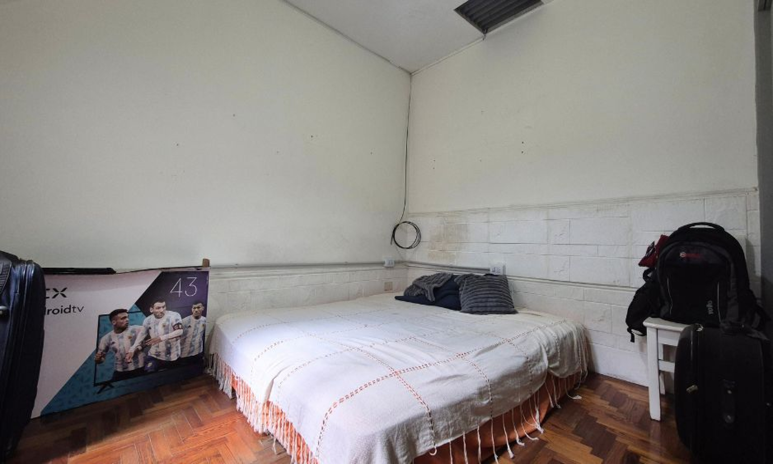 Mosconi 2800, Sáenz Peña, Tres de Febrero, Provincia de Buenos Aires, Argentina, 4 Bedrooms Bedrooms, 3 Rooms Rooms,1 BathroomBathrooms,Casas,Venta,Mosconi ,2855