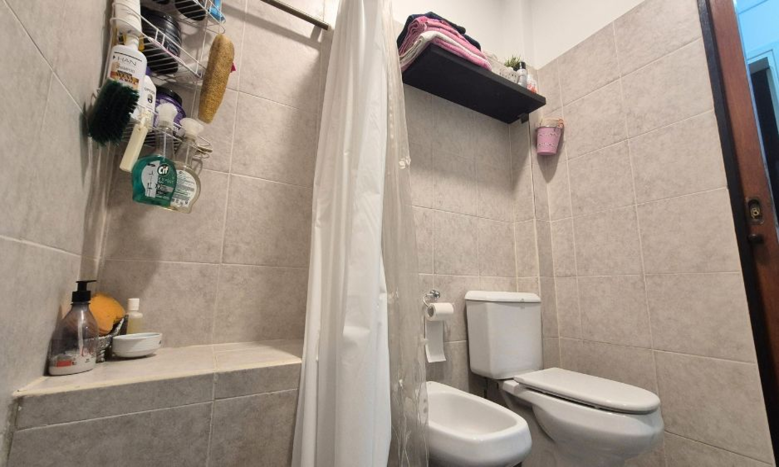 Mosconi 2800, Sáenz Peña, Tres de Febrero, Provincia de Buenos Aires, Argentina, 4 Bedrooms Bedrooms, 3 Rooms Rooms,1 BathroomBathrooms,Casas,Venta,Mosconi ,2855